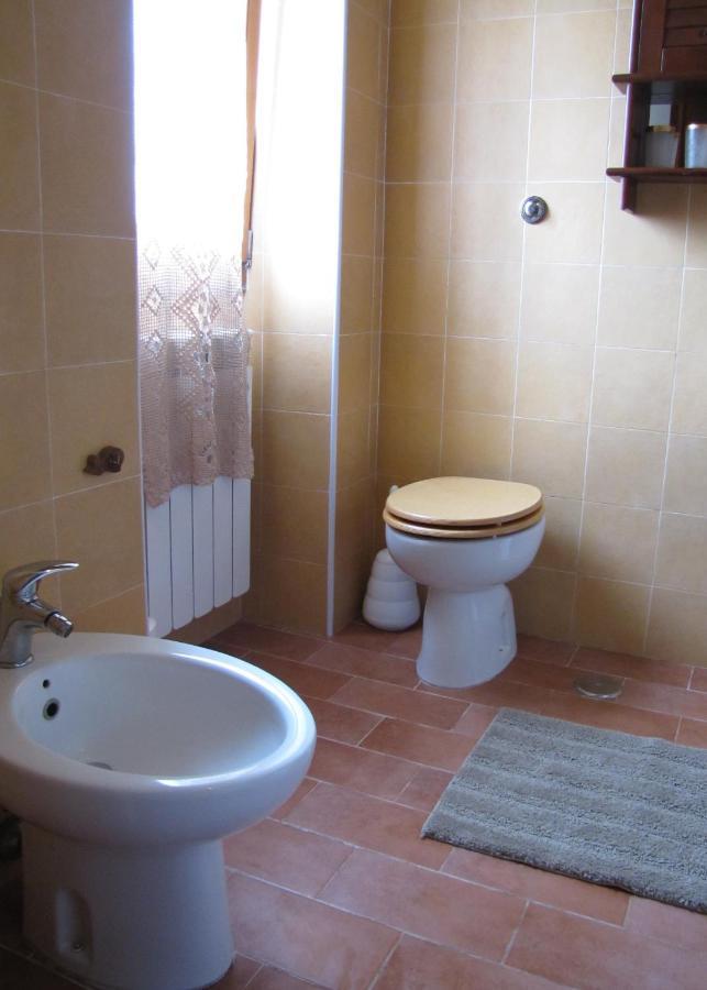 Affittacamere Terredimezzo Castell'Ottieri Bagian luar foto